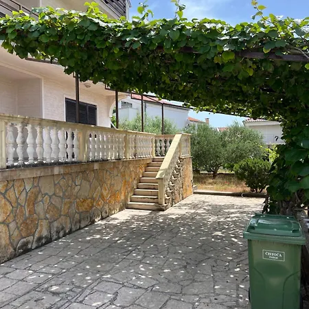 Fam B Zadar Apartment Exterior photo